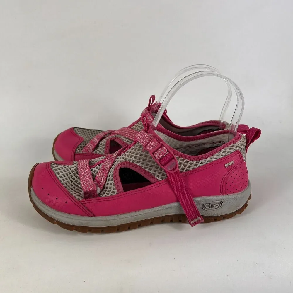 Chaco Odyssey Amphibious water hiking shoes youth size 5 hot pink shoes sandals